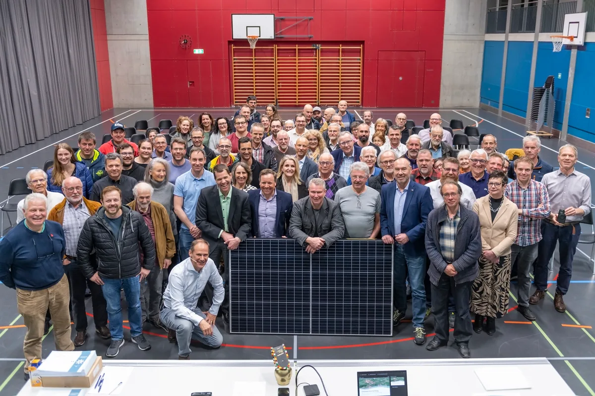 Weisslingen schreibt Geschichte. Am Donnerstag Abend wurde der erste Schweizer Energiepark gegründet.